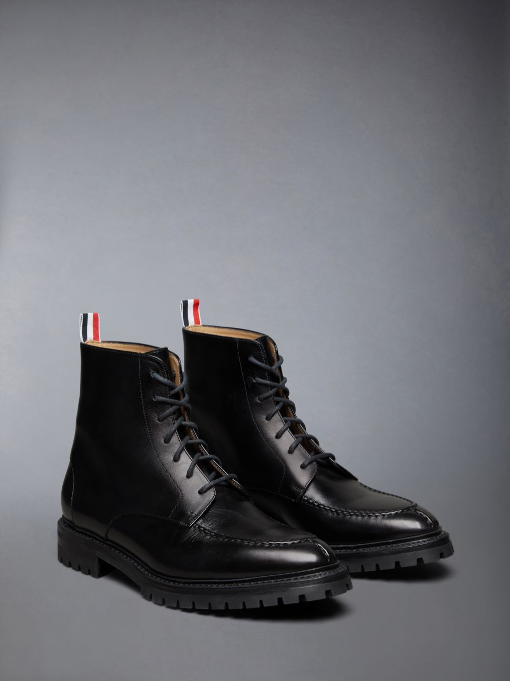 Botte Thom Browne Classic Calf Commando Sole Apron Stitch Homme Noir | SBH51F71829