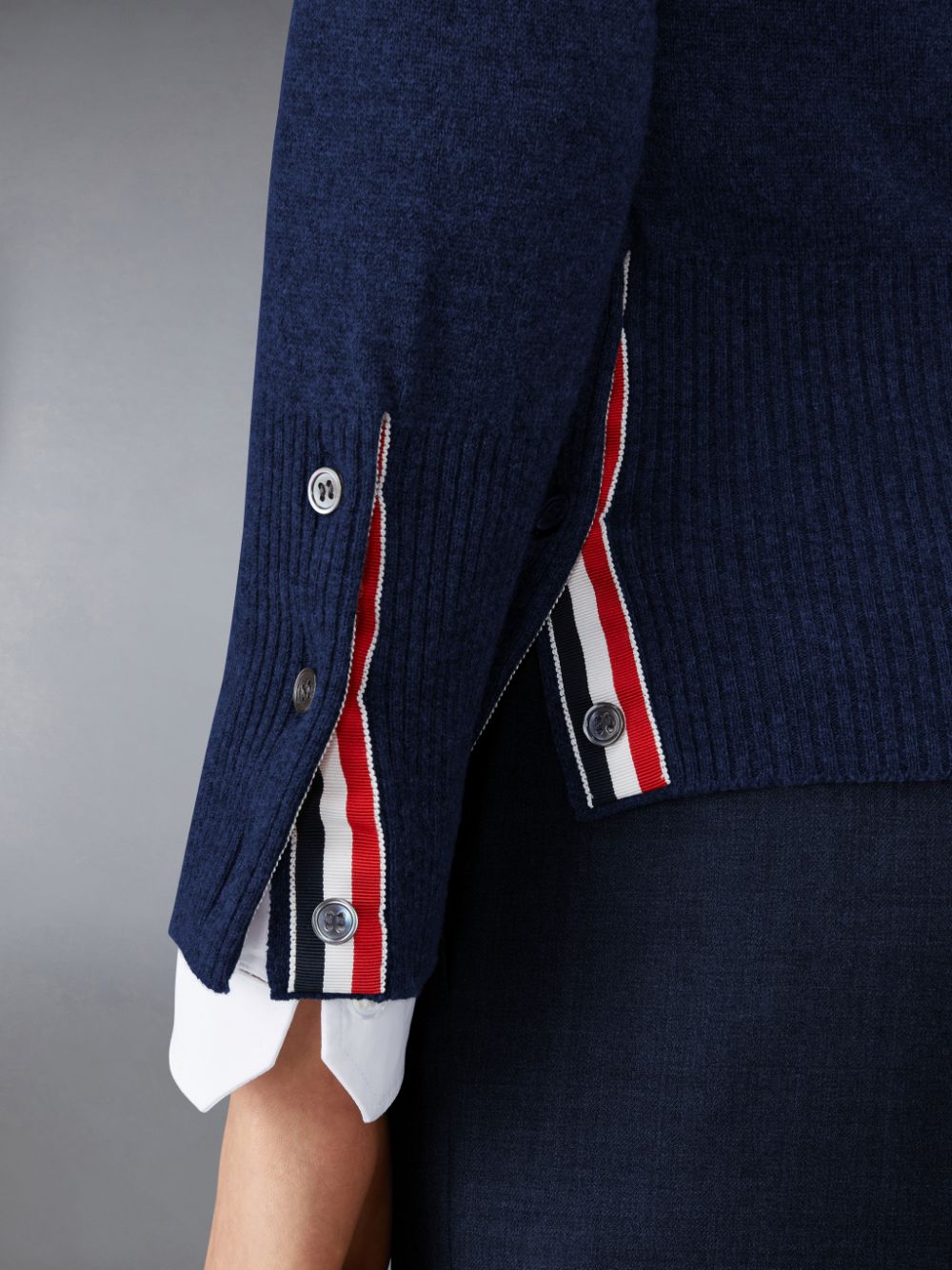 Cardigan Thom Browne Cashmere 4-Bar Classic V-Neck Femme Bleu | FHI12R49607