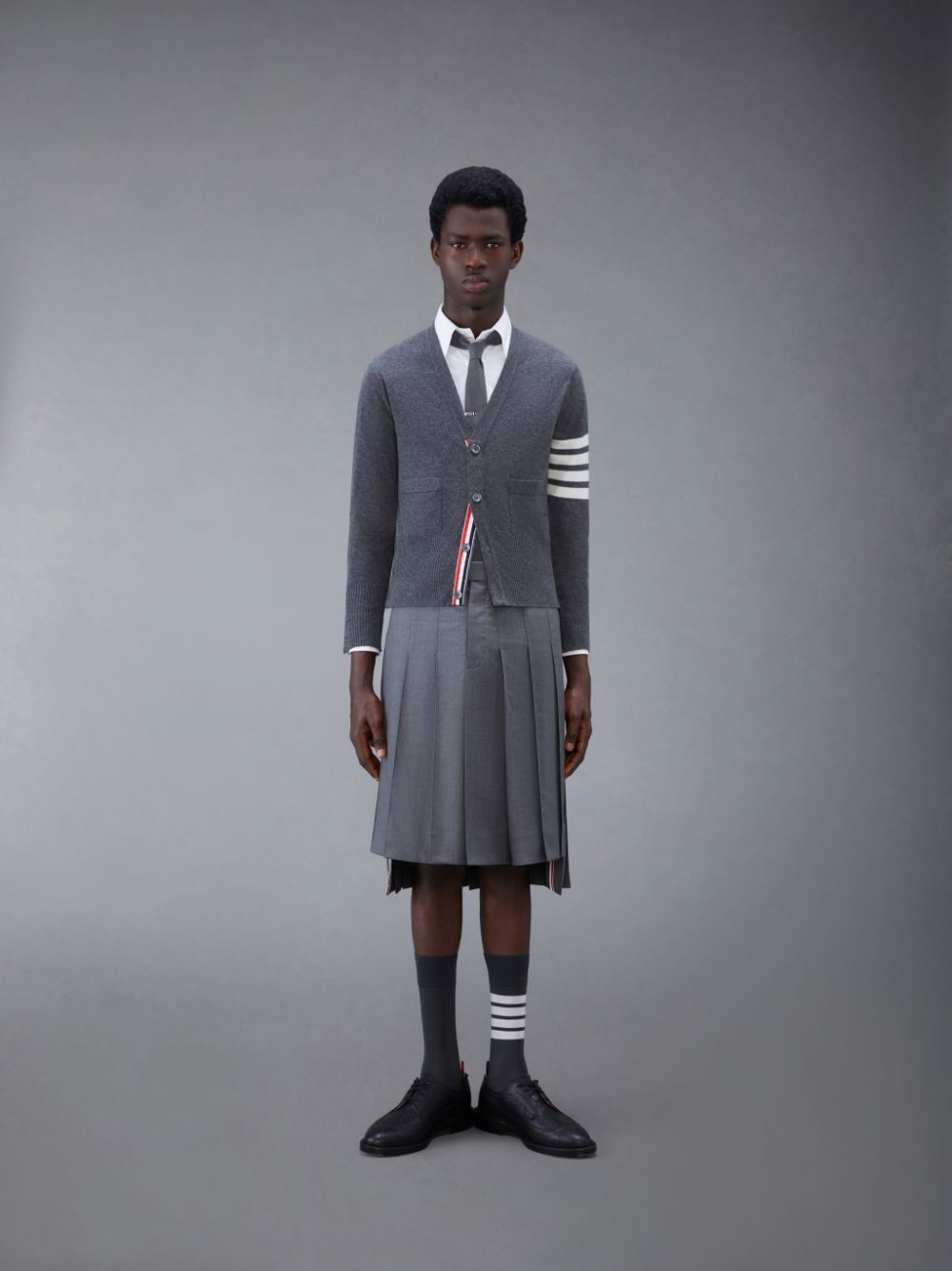 Cardigan Thom Browne Cashmere 4-Bar Classic V-Neck Homme Grise | LBD84L20046