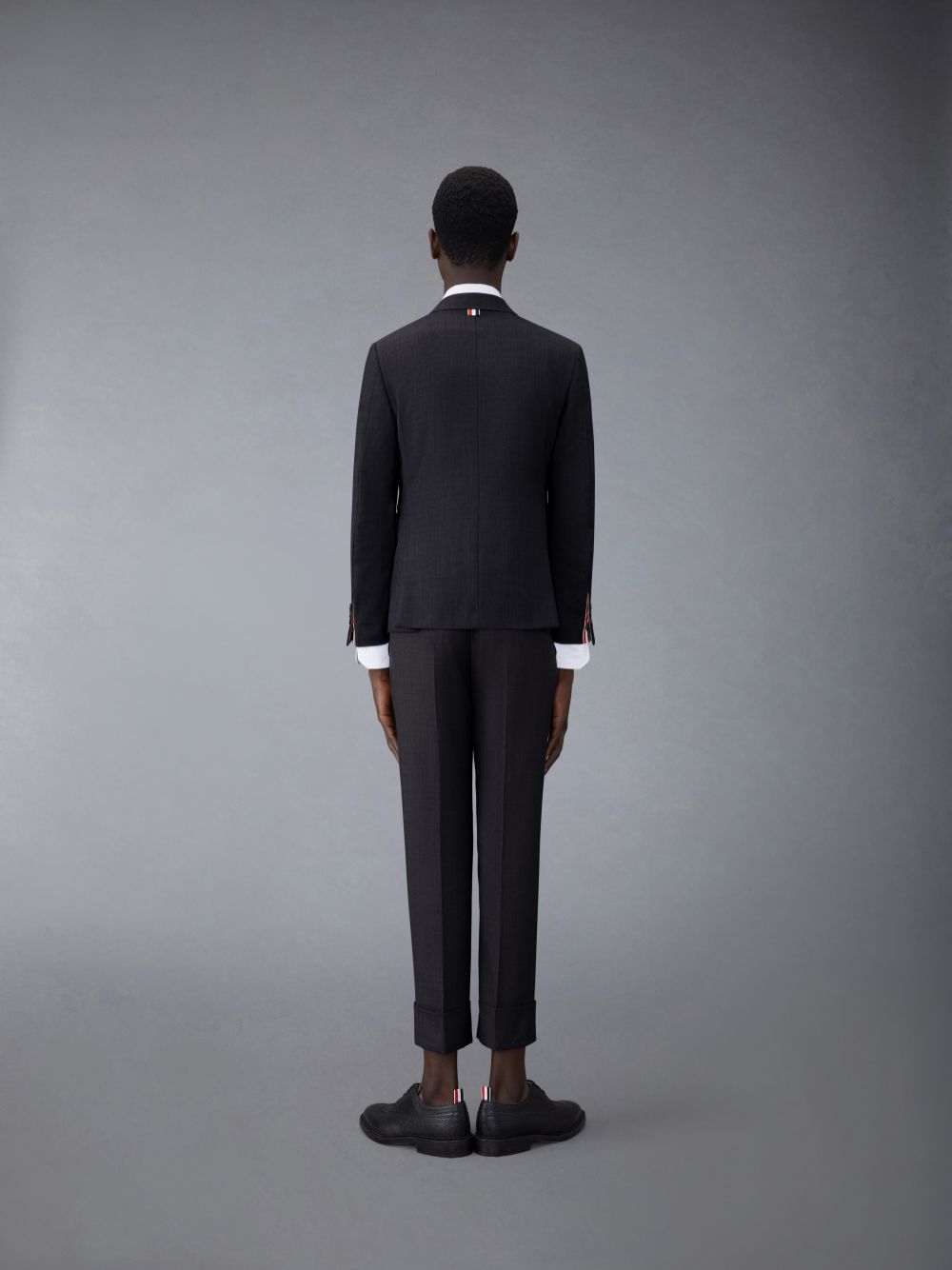 Costumes Thom Browne CHARCOAL SUPER 120'S WOOL TWILL CLASSIC AND TIE Homme Noir | CBH71J96242