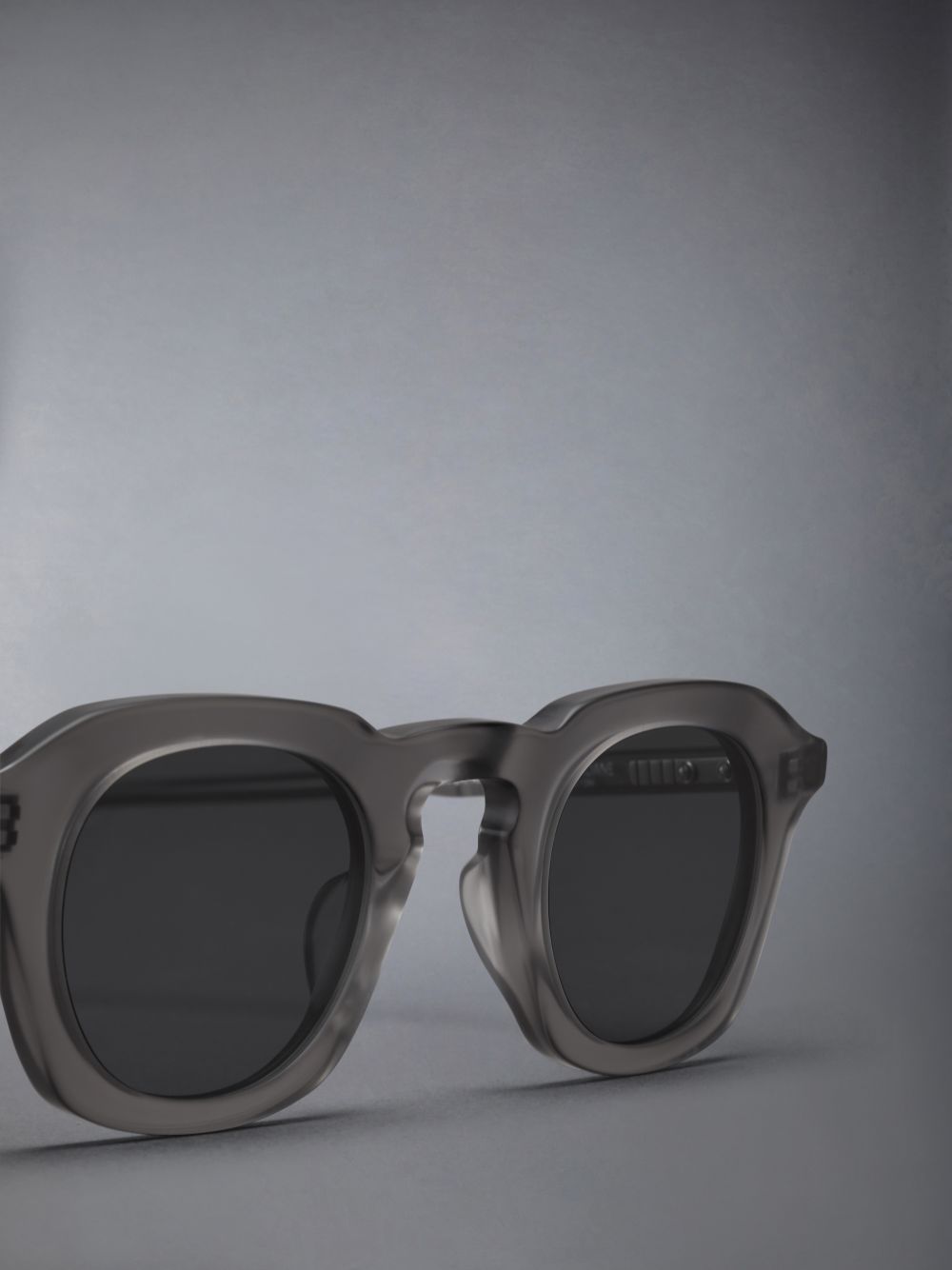 Lunette de Soleil Thom Browne Acetate Oval Femme Grise | GAB22C23186