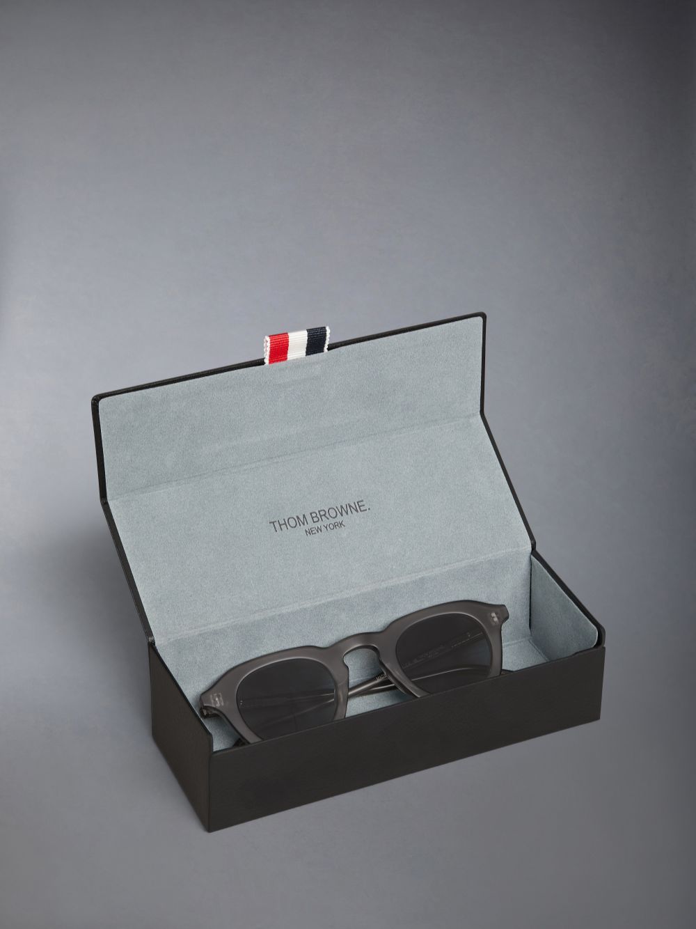Lunette de Soleil Thom Browne Acetate Oval Femme Grise | GAB22C23186