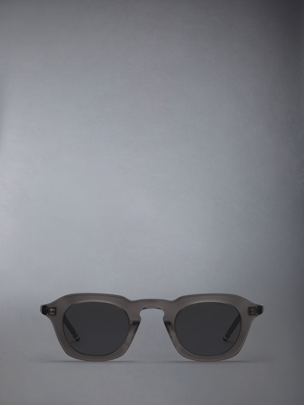 Lunette de Soleil Thom Browne Acetate Oval Homme Grise | SIJ69B76792