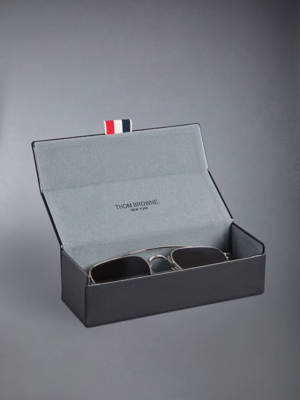 Lunette de Soleil Thom Browne Titanium Squared Aviator Femme Grise | BMG65S06701