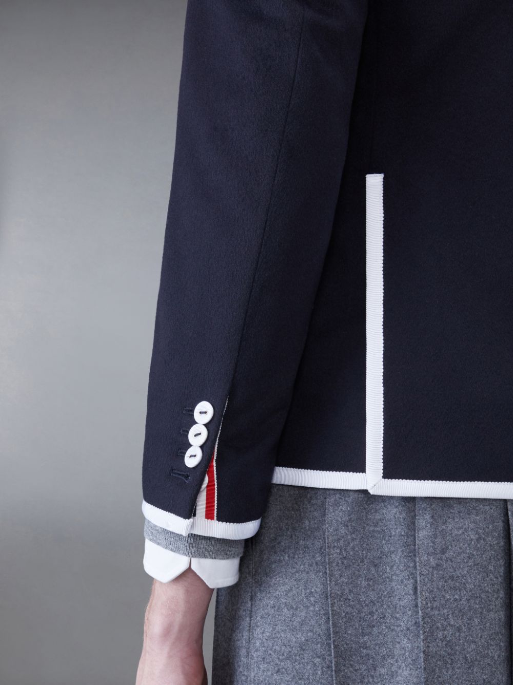 Manteaux Thom Browne FUN-MIX CASHMERE 2003 CLASSIC SPORT Homme Bleu | RBV50N32472