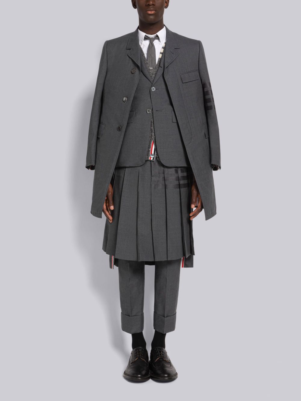 Manteaux Thom Browne PLAIN WEAVE 4-BAR CHESTERFIELD Homme Grise | BBU66U34015
