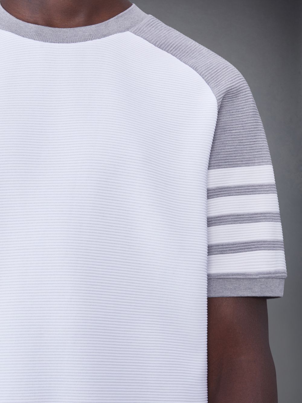T Shirts Thom Browne Light Cotton Ottoman Rib 4-Bar Saddle Short Sleeve Sweatshirt Homme Blanche | BHD73N38305
