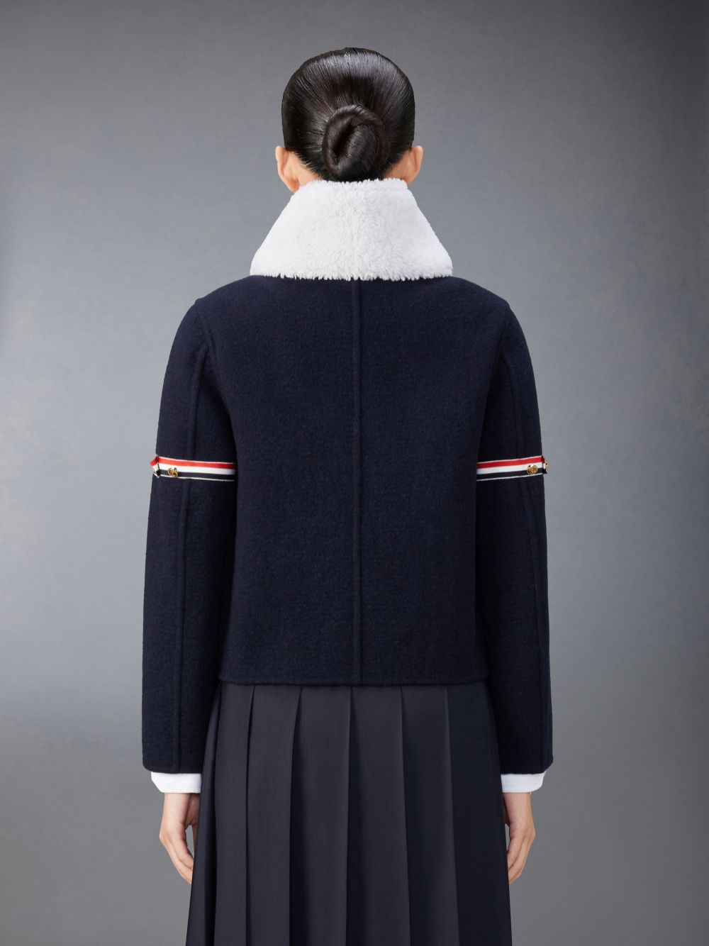 Vestes Thom Browne Wool Cashmere Armband Bell Sleeve With Shearling Collar Femme Bleu | LGC23X32671